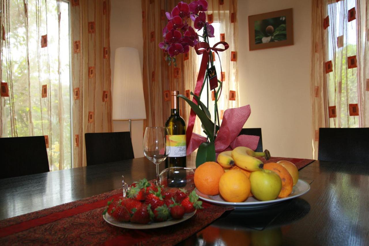Beach Villa Sofia เนโอโชริโอ ภายนอก รูปภาพ